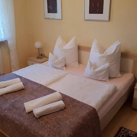 Apartment The Pearl Of The Danube Bend - Regina Dunabogdany