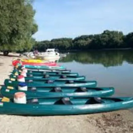The Pearl Of The Danube Bend - Regina *